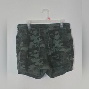 Old Navy Green Camo Linen Blend Pull On Summer Shorts Casual Size L